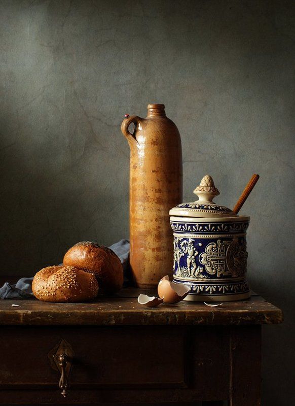 Две булочки и божья коровкаphoto preview