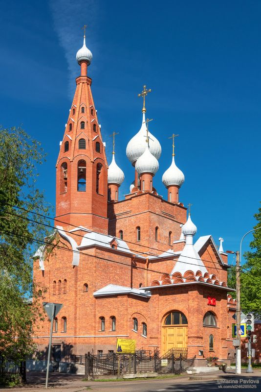 город, архитектура, городской пейзаж, храм, церковь, храм преподобного серафима саровского, старый петергоф Храм преподобного Серафима Саровского в Старом Петергофеphoto preview