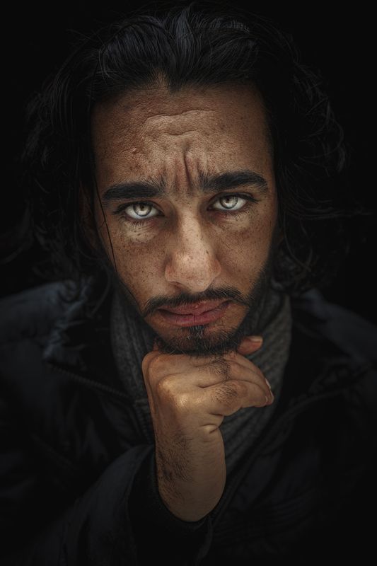 male portrait, shades, face,daylight, hat, details, colors,мужчина, , шляпа, контраст, мужской портрет, высокая текстура photo preview