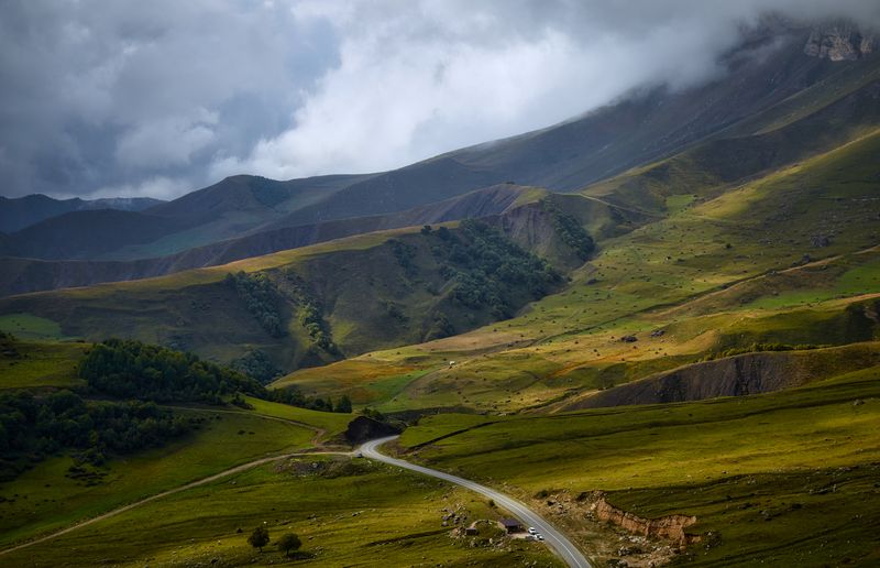 Склоны Скалистого хребтаphoto preview