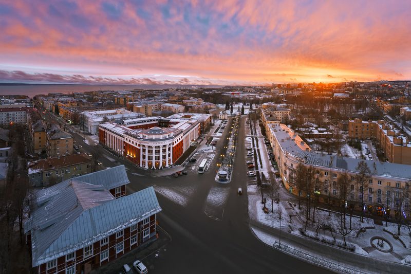 Петрозаводск, карелия, аэросъемка, городской пейзаж Петрозаводск, гостинница севернаяphoto preview