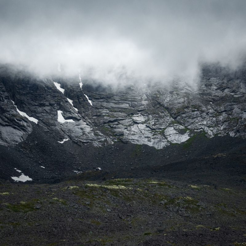 Величественные стены 4го цирка плато Тахтарвумчорр.photo preview
