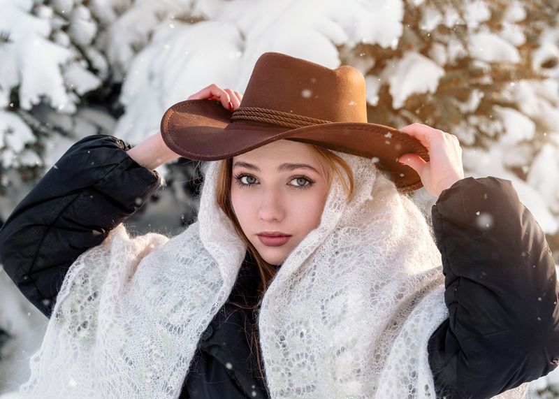 девушка, блондинка, девушка в шляпе, эима Зимний ковбойphoto preview