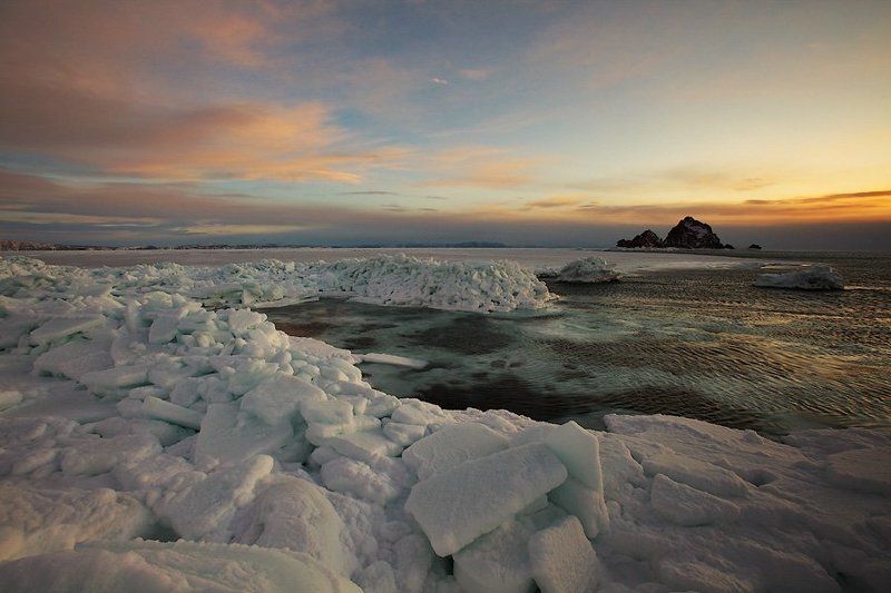 магадан, три брата ...метаморфозы водыphoto preview