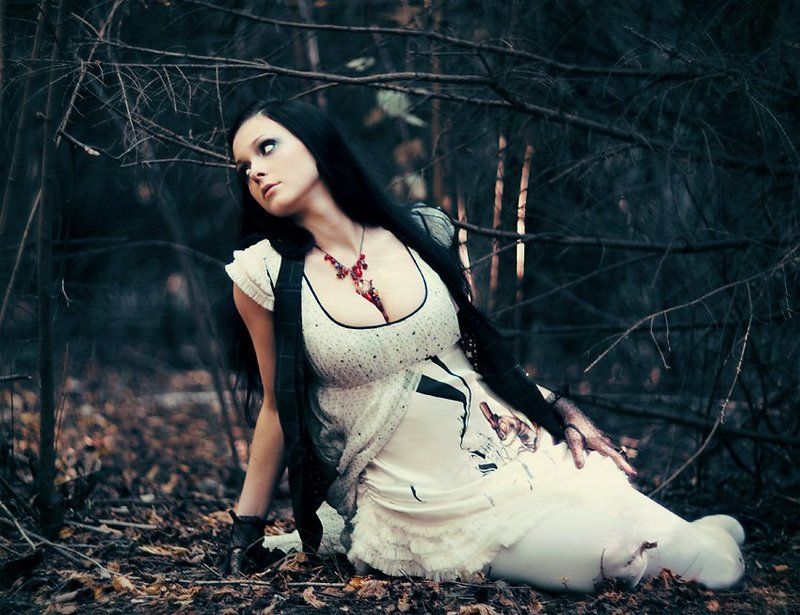 лена, лес, платье, ожурелье photo preview