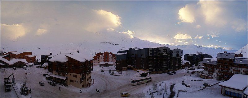 val thorens, les3vallees, france [rue de soleil]photo preview