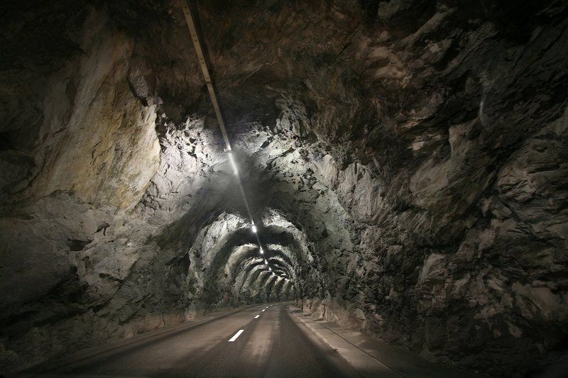 Про тунель после мостаphoto preview