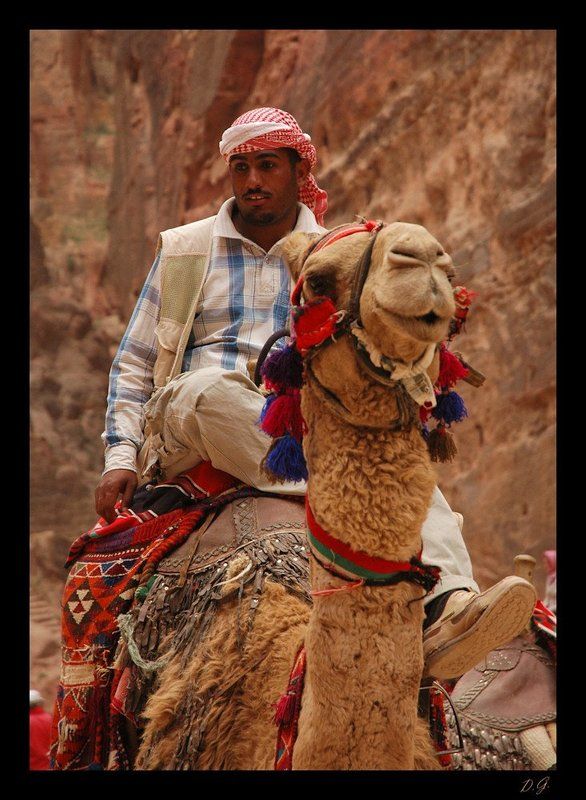 петра, иордания Desert taxi ...photo preview