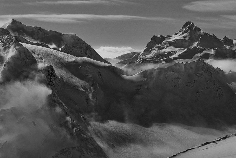 горы, , кавказ, эльбрус вокруг снега (ч.б)photo preview