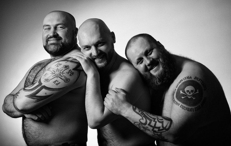 друзья, настоящие,музчины,татуировки бутерброды бывают разные...photo preview