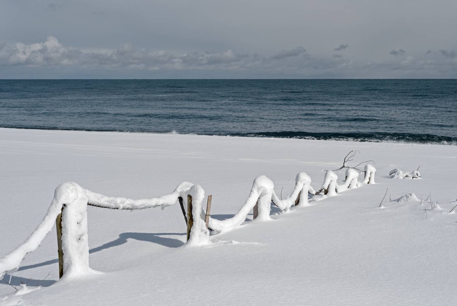 море, снег, канат, берег, горизонт, небо, Куликова Ирина