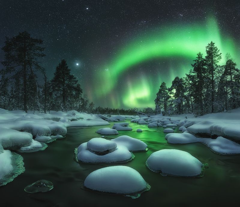 Изумрудная река фото превью