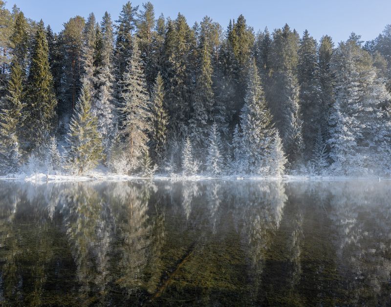 Прозрачное озероphoto preview