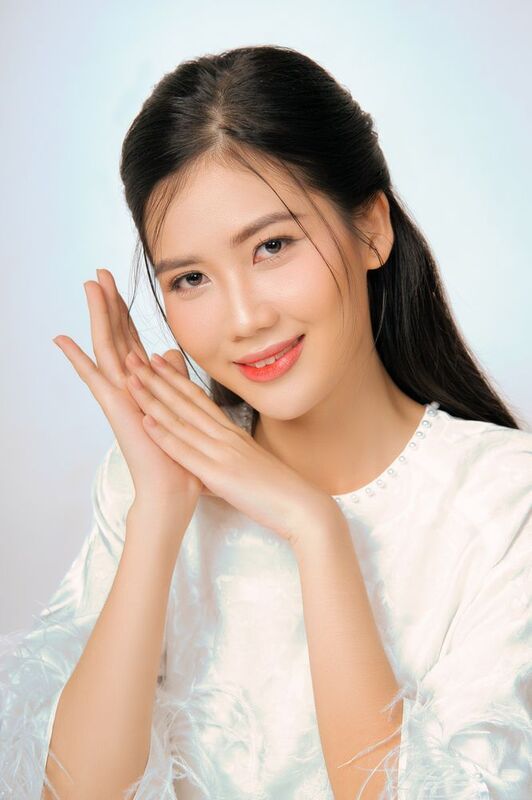 Girl in Vietnamese Ao Dai, ao dai, vietnam, quantranphoto Girl in Vietnamese Ao Daiphoto preview