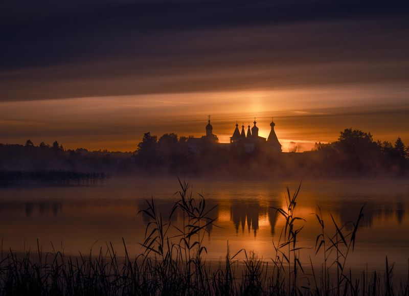 ферапонтово, рассвет, утро, вологодская область, туман Силуэтыphoto preview