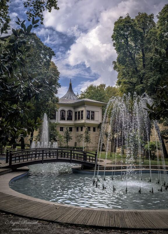 городская архитектура, архитектура, городской пейзаж, фонтан, стамбул Дом с фонтанамиphoto preview