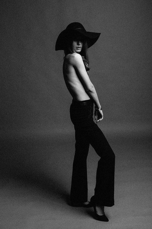 тюмень, ню Shadowphoto preview