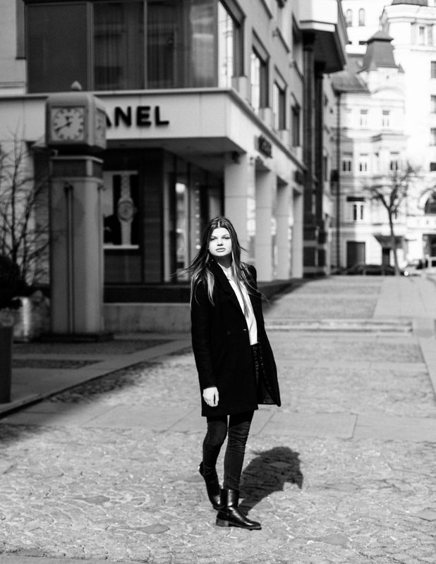 Олесяphoto preview