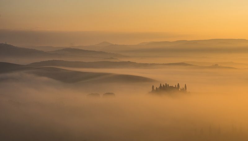 УТРО ТУМАННОЕ. Из серии \