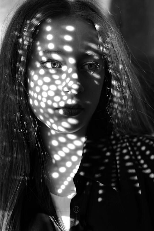 И даже воздух пробивает дрожь. photo preview