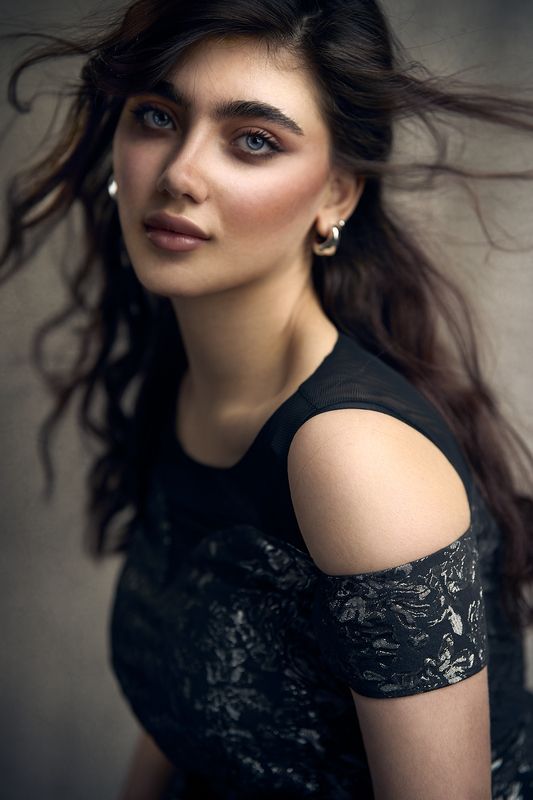 #portrait #fineart #studioshot #dramaticportrait Untitledphoto preview