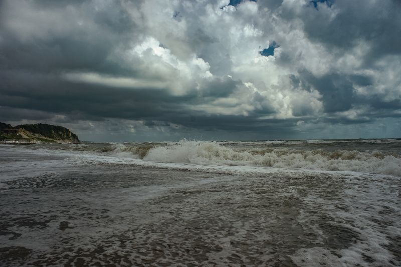 Бушующее Чёрное мореphoto preview