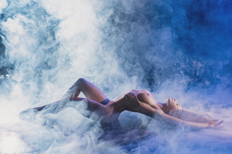 дым, изгиб, спорт, ню, девушка, тело, portrait, nude, body, girl, smoke дымная ню фотосессияphoto preview