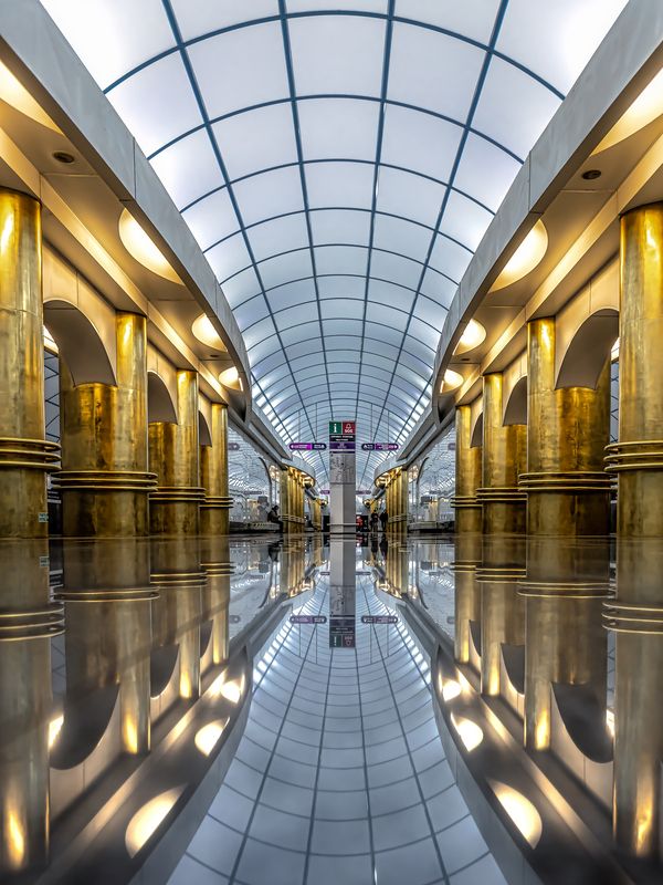 метро, архитектура, подземка Станция метро международнаяphoto preview