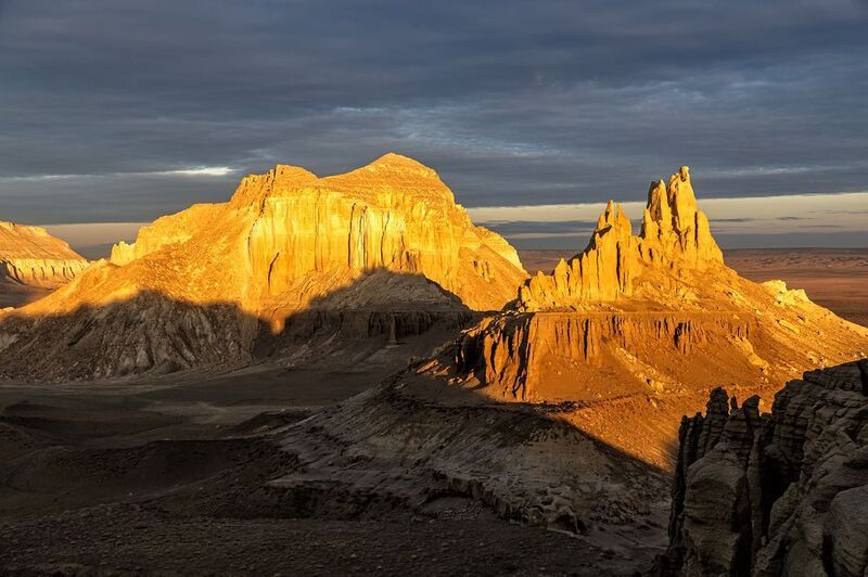 Айракты, Бозжира, Кокосем, Кокесем, Казахстан, Мангистау, Каньон, Тузбаир, отражение, Клыки, Корабль, Бокты, Лензбол, Арка, Закат, рассвет, день, пейзаж, долина шаров, яйца динозавров, Шергала, Тетис, Тирамису, Устюрт, Национальный парк, нацпарк, тучи, об Айрактыphoto preview