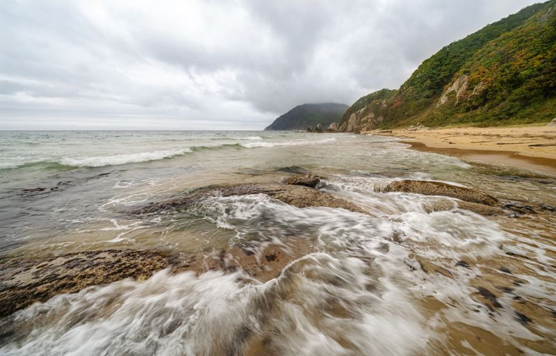 Россия, Приморский край, Лазовский заповедник, бухта Тачингоуза, Приморье,  Море, волны, облака...Приморье. фото превью