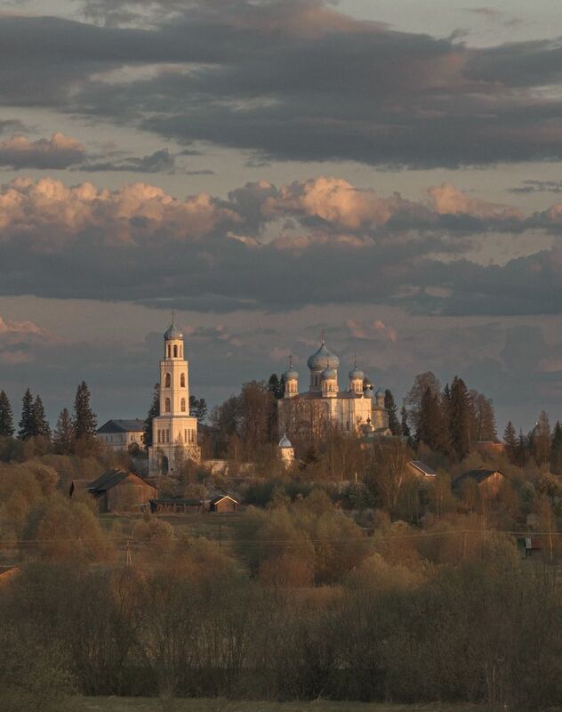 В лучах заходящего солнцаphoto preview