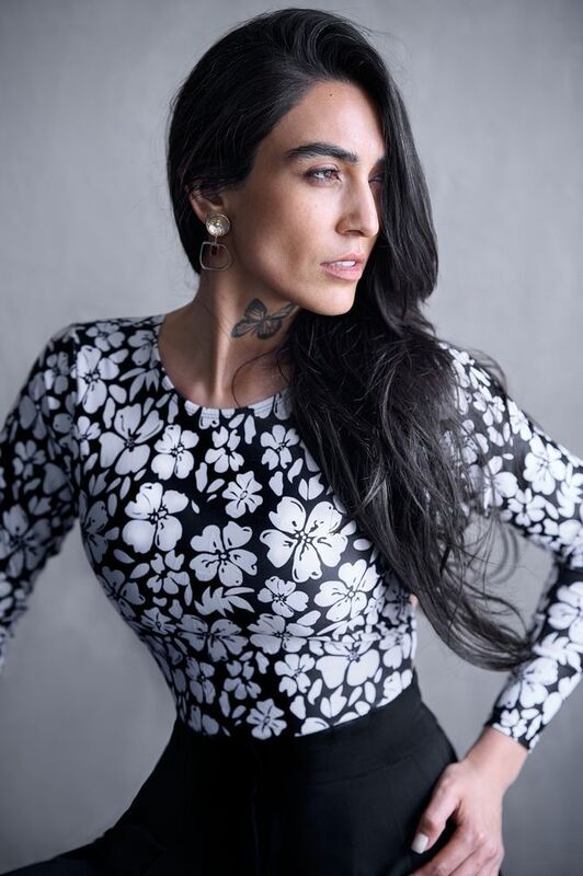 #portrait #fineart #studioshot #dramatic Mehrnazphoto preview