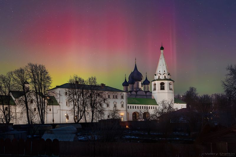 Удалось-таки снять сияние над Суздалем. Снято 28.02.25. Около 3 утра.photo preview