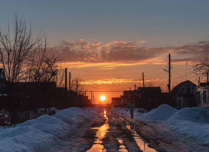 весна солнце вечер закат лужи отражения Ранней весны закат.photo preview