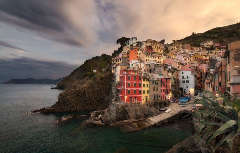 италия, риомаджоре, утро, вечер, город, городок, село, бухта, восход, закат, italy, italia, riomaggiore, cinque terre, morning, evening, sunrise, sunset Риомаджоре / Riomaggiore фото превью