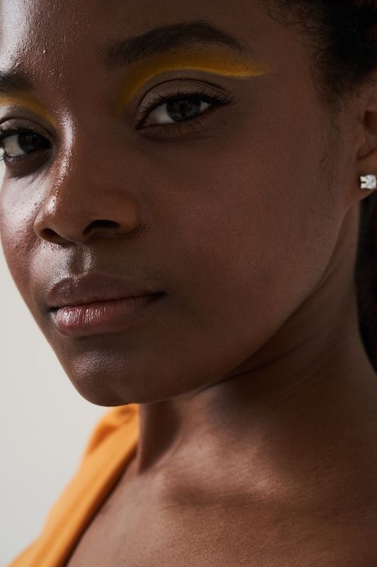 темнокожая, девушка, макияж, крупно, портрет Бьютиphoto preview