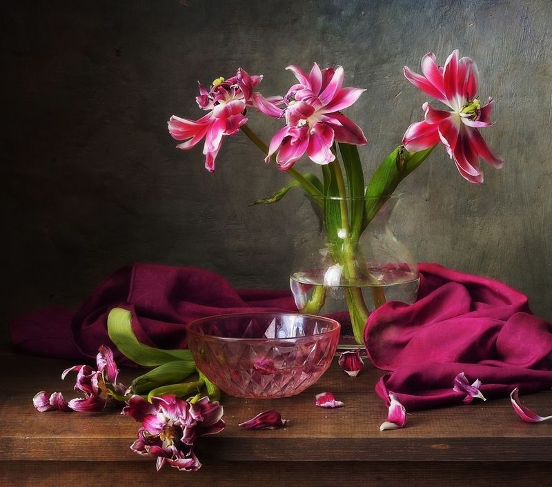 натюрморт,весна,цветы,тюльпаны,увядание,ваза увядание...photo preview