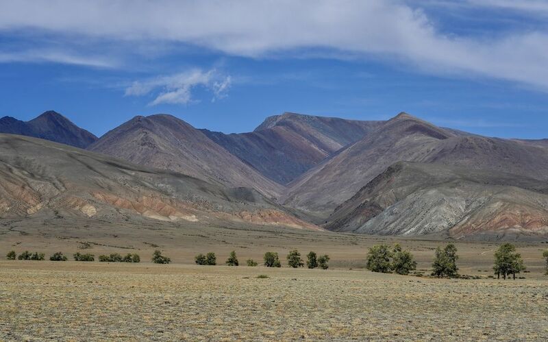 Разноцветные горыphoto preview