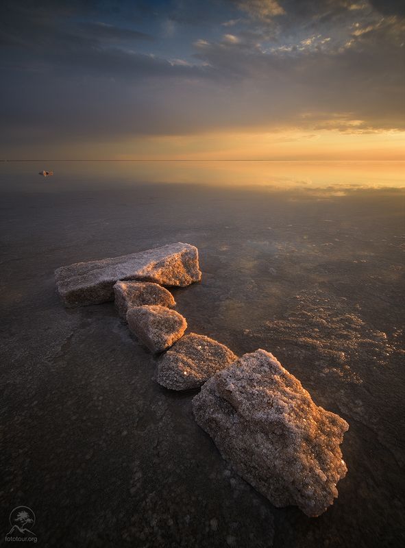 эльтон, озеро, закат, фототуры по россии, минимализм Mjölnirphoto preview