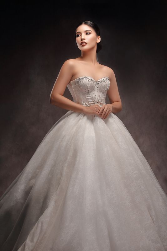 B E R J A Y N E T Hphoto preview