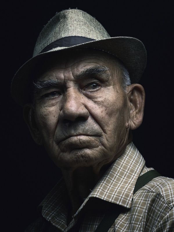 man portrait photo preview