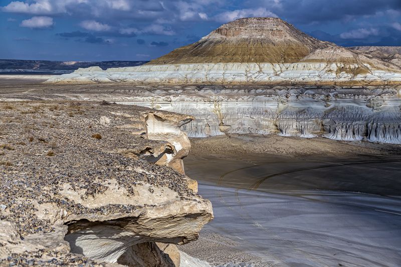 Айракты, Бозжира, Кокосем, Кокесем, Казахстан, Мангистау, Каньон, Тузбаир, отражение, Клыки, Корабль, Бокты, Лензбол, Арка, Закат, рассвет, день, пейзаж, долина шаров, яйца динозавров, Шергала, Тетис, Тирамису, Устюрт, Национальный парк, нацпарк, тучи, об Тузбаирphoto preview