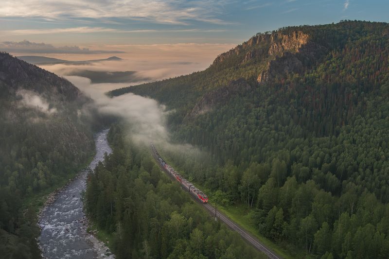 поезд, локомотив, электровоз, горы, лето, рассвет, туман, ермак, айгир, башкирия, башкортостан, пейзаж Photo #120photo preview