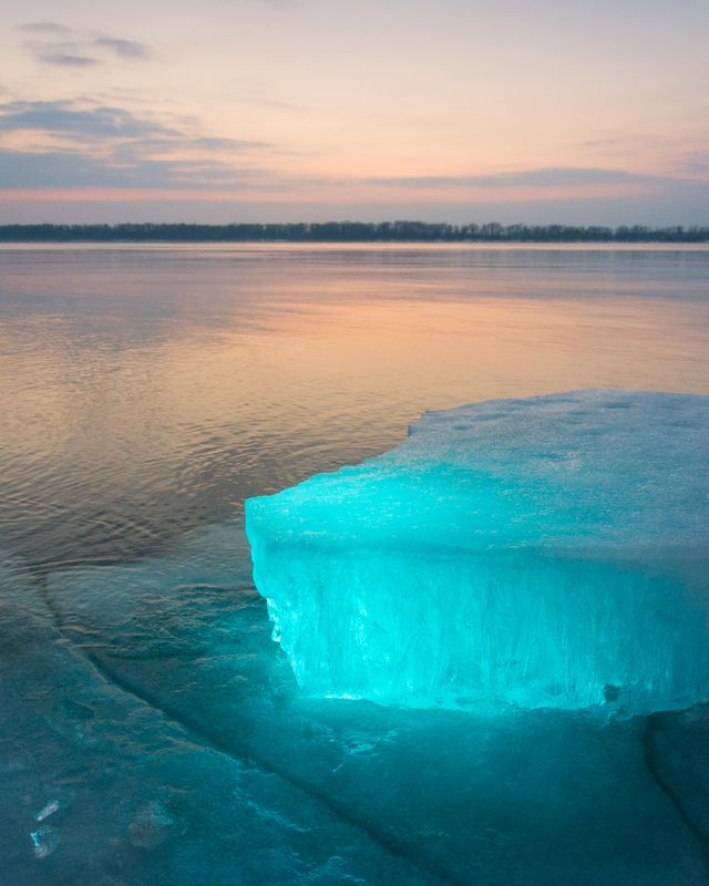 Последняя льдинаphoto preview