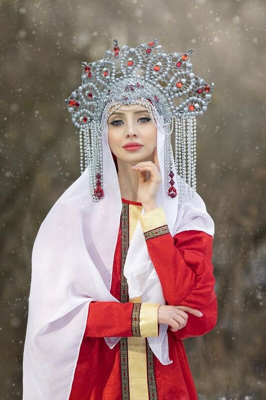 портрет, красивая девушка, русский стиль Светланаphoto preview