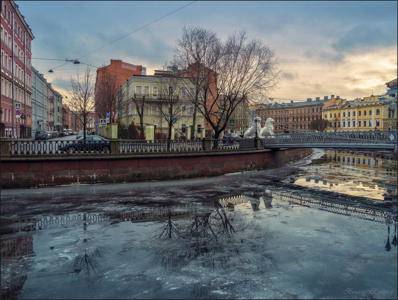 Весна на канале Грибоедова (СПб)photo preview