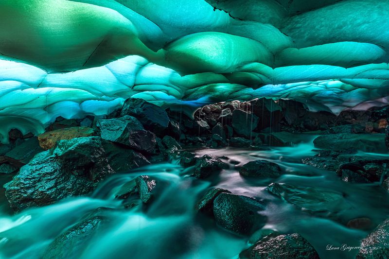 Ледяная пещераphoto preview