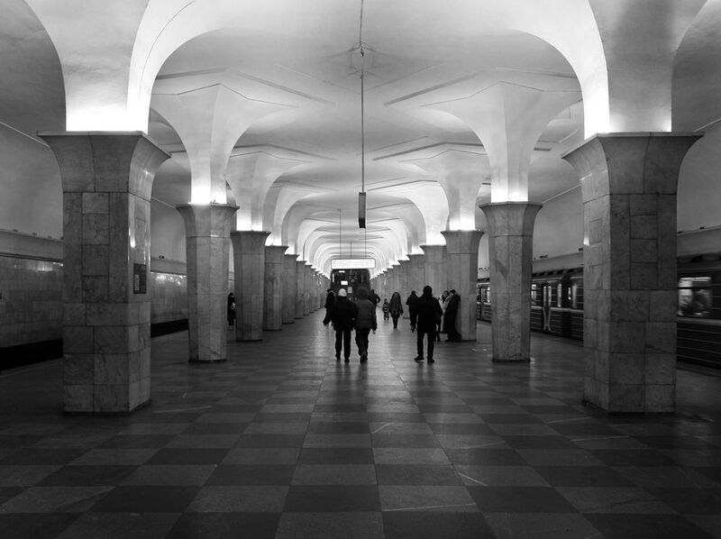 метро, потолок, свет, геометрия На чем держится свет?photo preview