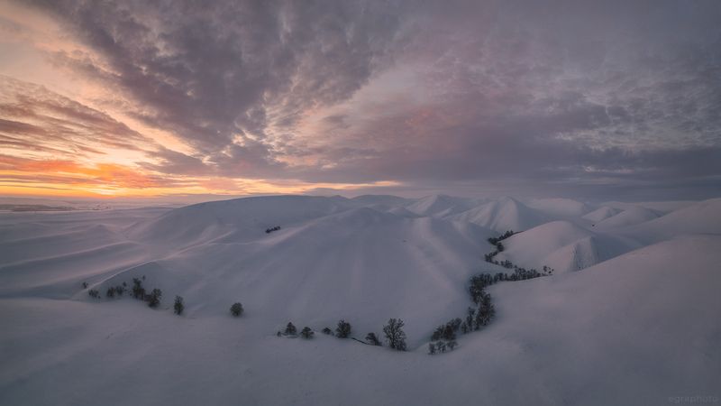 долгие горы, оренбургская область, урал, россия Долгие горы в вечерней зареphoto preview