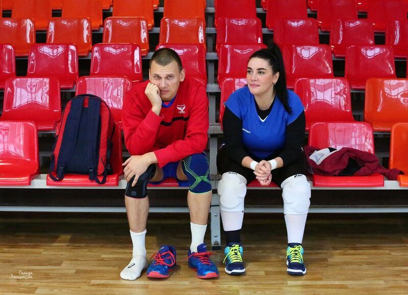 спортсмены, баскетбол, спортивный зал, проигрыш После матчаphoto preview